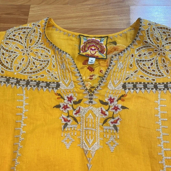 Johnny Was Ivona Linen Flutter Sleeve Blouse - Picture 4 of 8